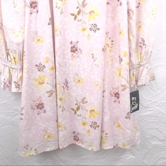 Art Class Pastel Pink Floral Dress-cut Out Back - Picture 15 of 16